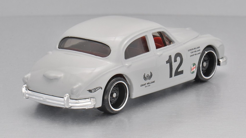 aDSC_7538_Jaguar MkI.jpg