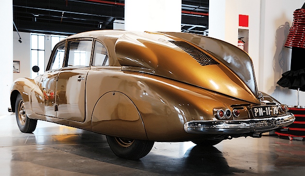 Tatra 87.jpg
