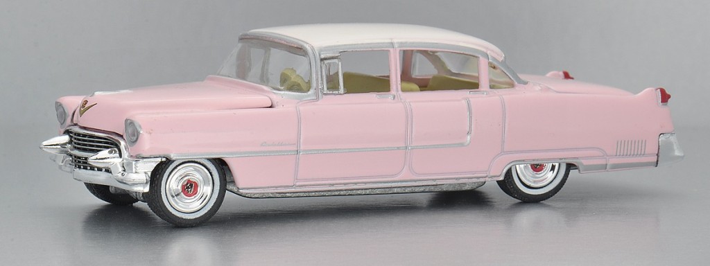 aDSC_7622_1955 Cadillac Fleetwood.jpg