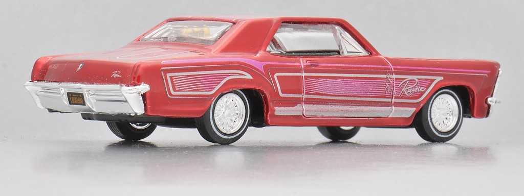 aDSC_7838_1965 Buick Riviera.jpg
