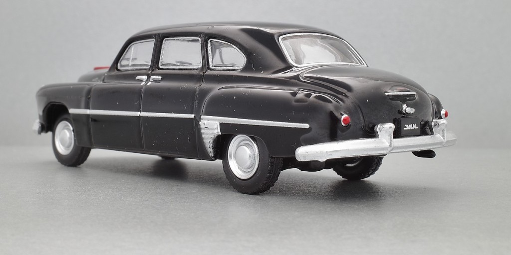aRC001598_GAZ-12 ZIM.jpg