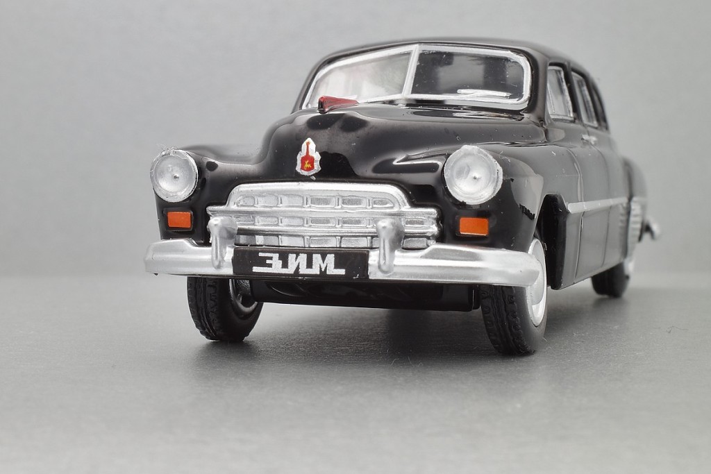 aRC001607_GAZ-12 ZIM.jpg