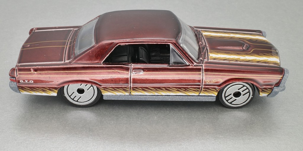aRC001727_1965 Pontiac GTO.jpg