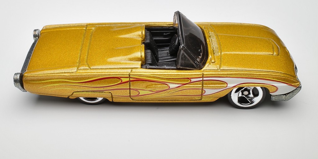 aRC001914_1963 T-Bird.jpg