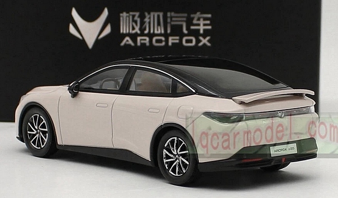 ArcFox S5 2.jpg