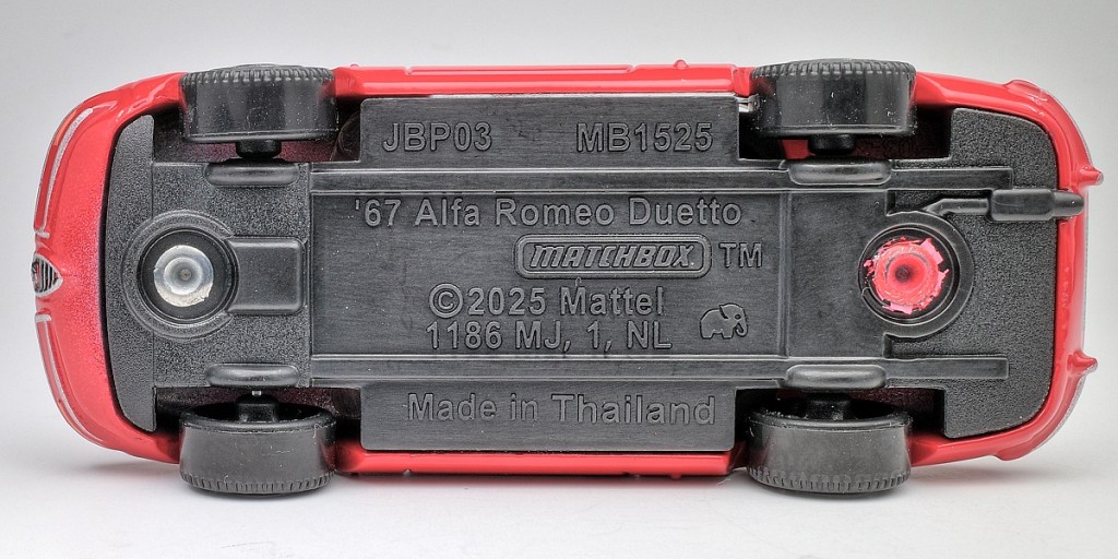aRC002530_Alfa Romeo Duetto.jpg