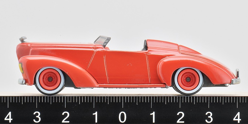 aDSC_0501_1941 First Batmobile.jpg