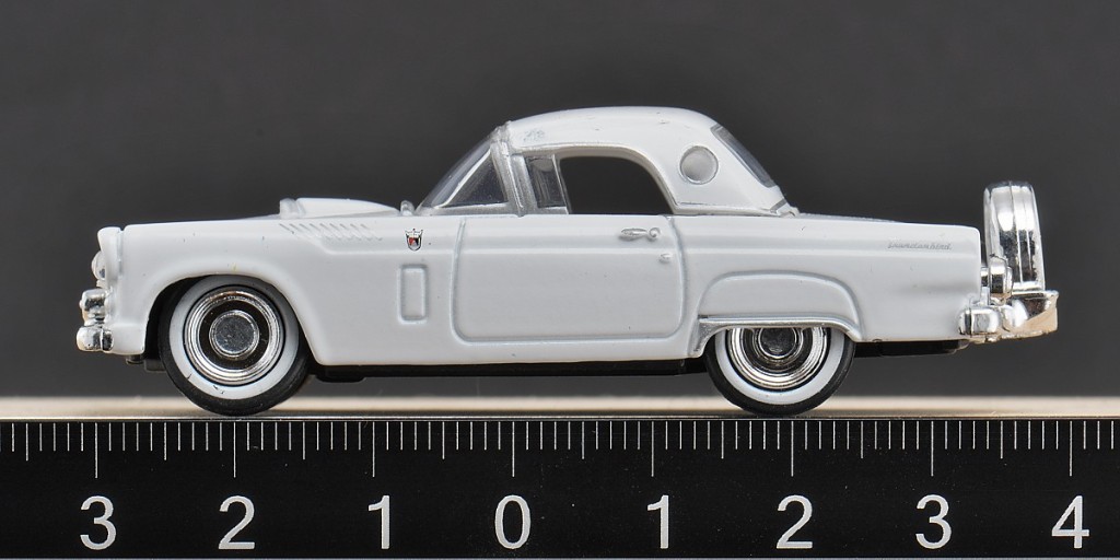 aDSC_0725_1956 Ford Thunderbird.jpg