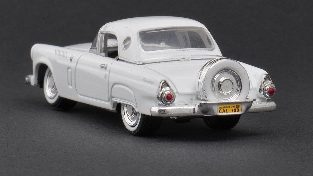 aDSC_0731_1956 Ford Thunderbird.jpg