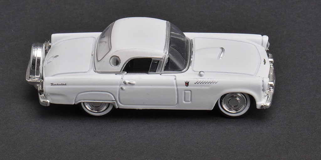 aDSC_0716_1956 Ford Thunderbird.jpg