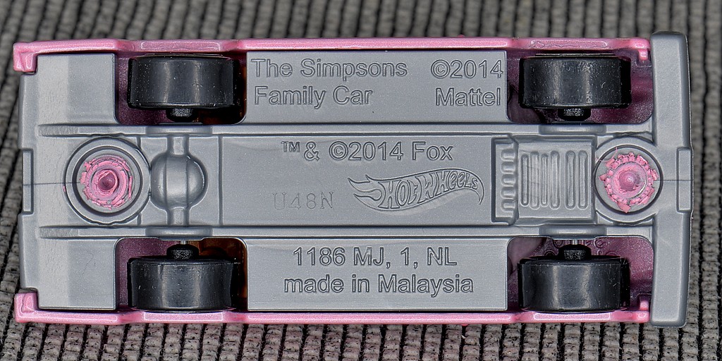 aDSC_1859_Simpsons Family Car.jpg