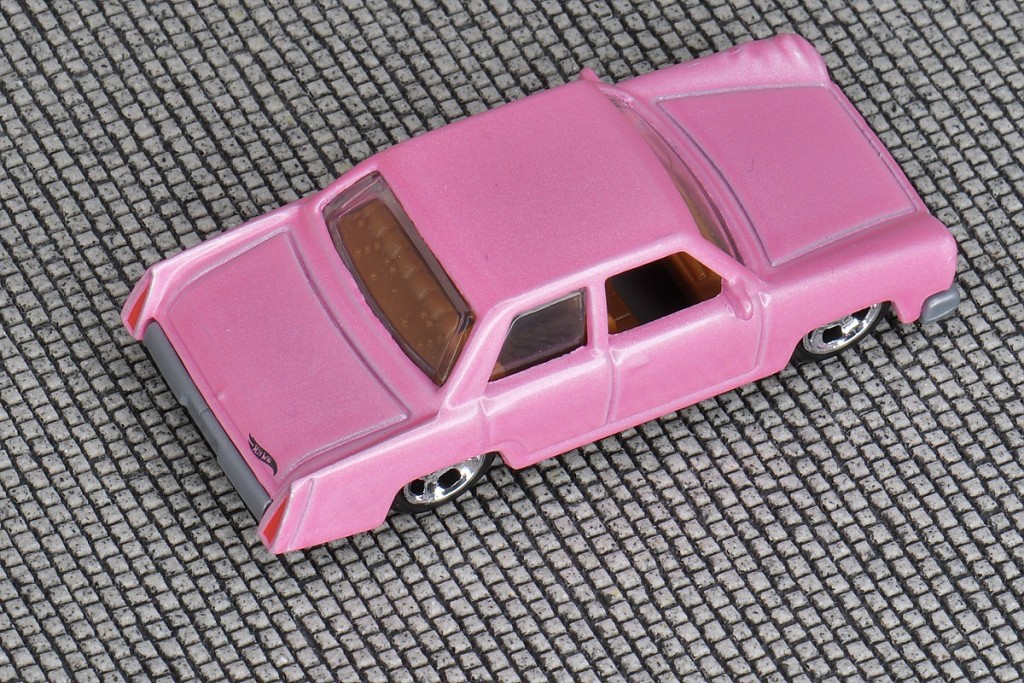 aDSC_1850_Simpsons Family Car.jpg