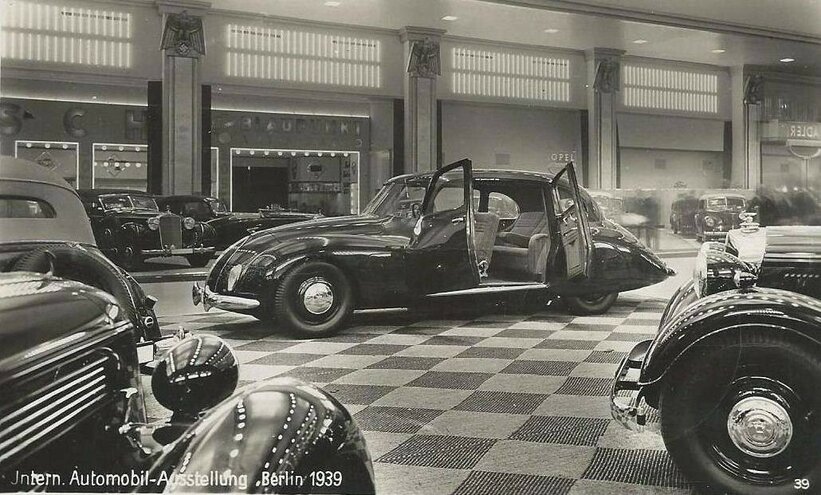 Horch 930S Stromlinie 1939 _ 01.jpg