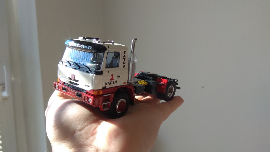 Tatra T815 4x4 tahač