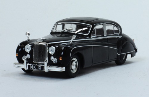 Jaguar Mark IX.jpg