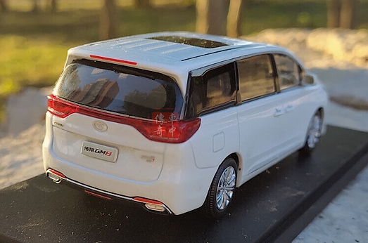 GAC Trumpchi GM8 3.jpg