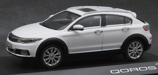 Qoros 3 City SUV 1.jpg