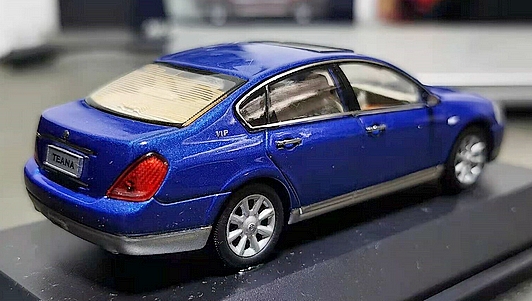 Nissan Teana 1. gen China Dealer 2.jpg