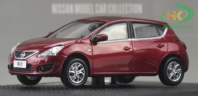 Nissan Tiida Hatchback 2.jpg