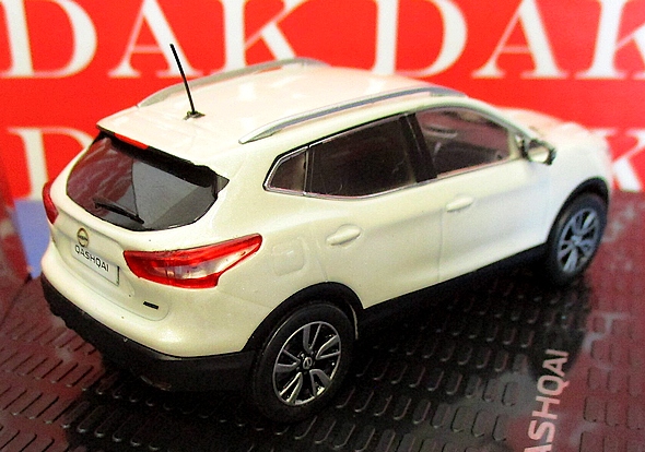 Nissan Qashqai 2.gen 2.jpg