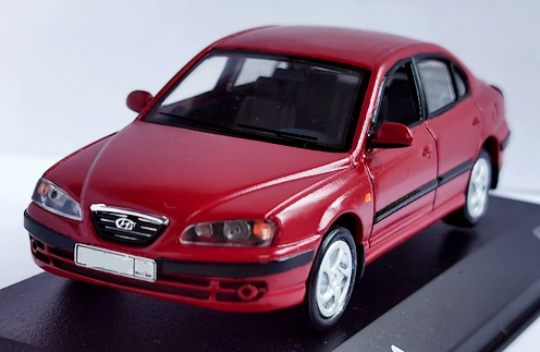 Hyundai Elantra 3.jpg