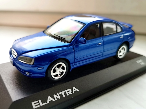 Hyundai Elantra 2.jpg