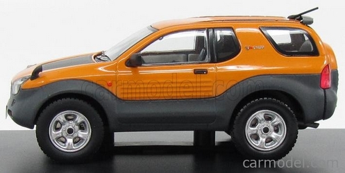Isuzu VehiCROSS Premium X 2.jpg